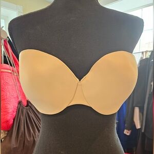 Victoria's Secret Body IPEX Strapless Nude Bra Size 36D